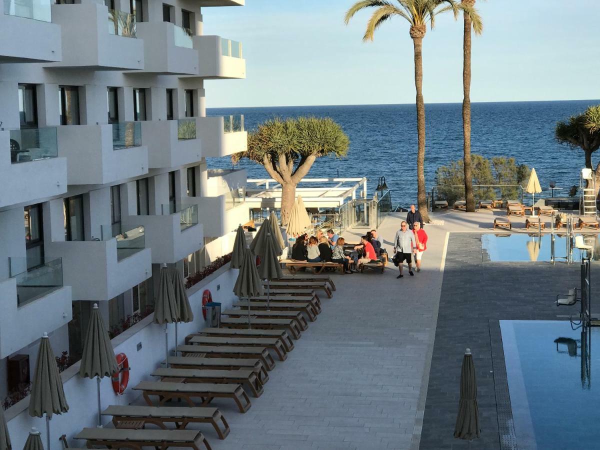 Apartment Sol Carihuela Torremolinos Exterior photo